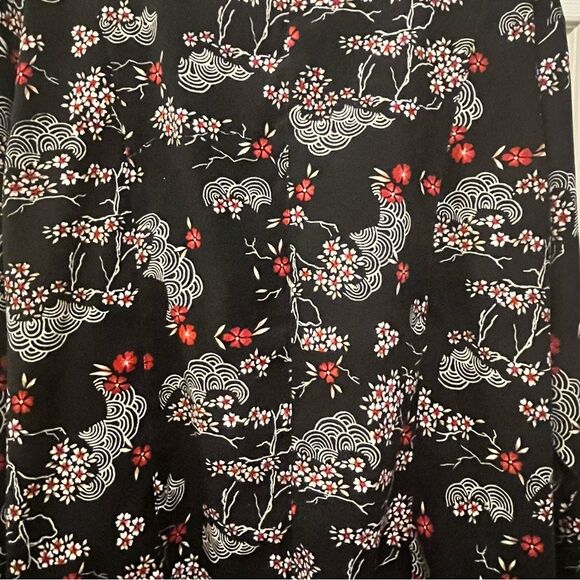 Robert Louis women’s Floral Vintage Jacket - Picture 8 of 8